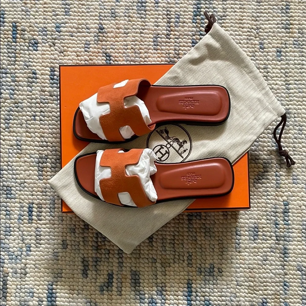 NWT Hermès Sandales Oran Suede Orange EU 36.5 - Picture 1 of 6
